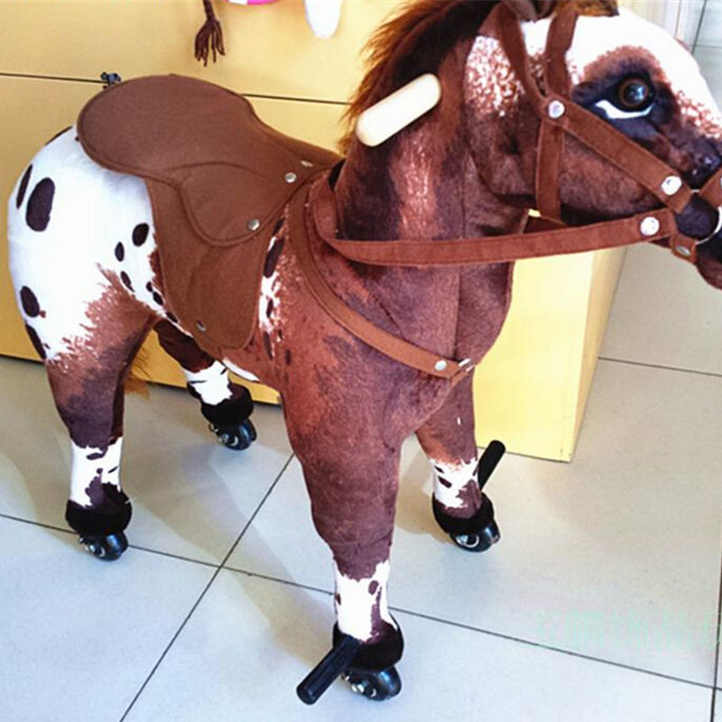 moving horse toy